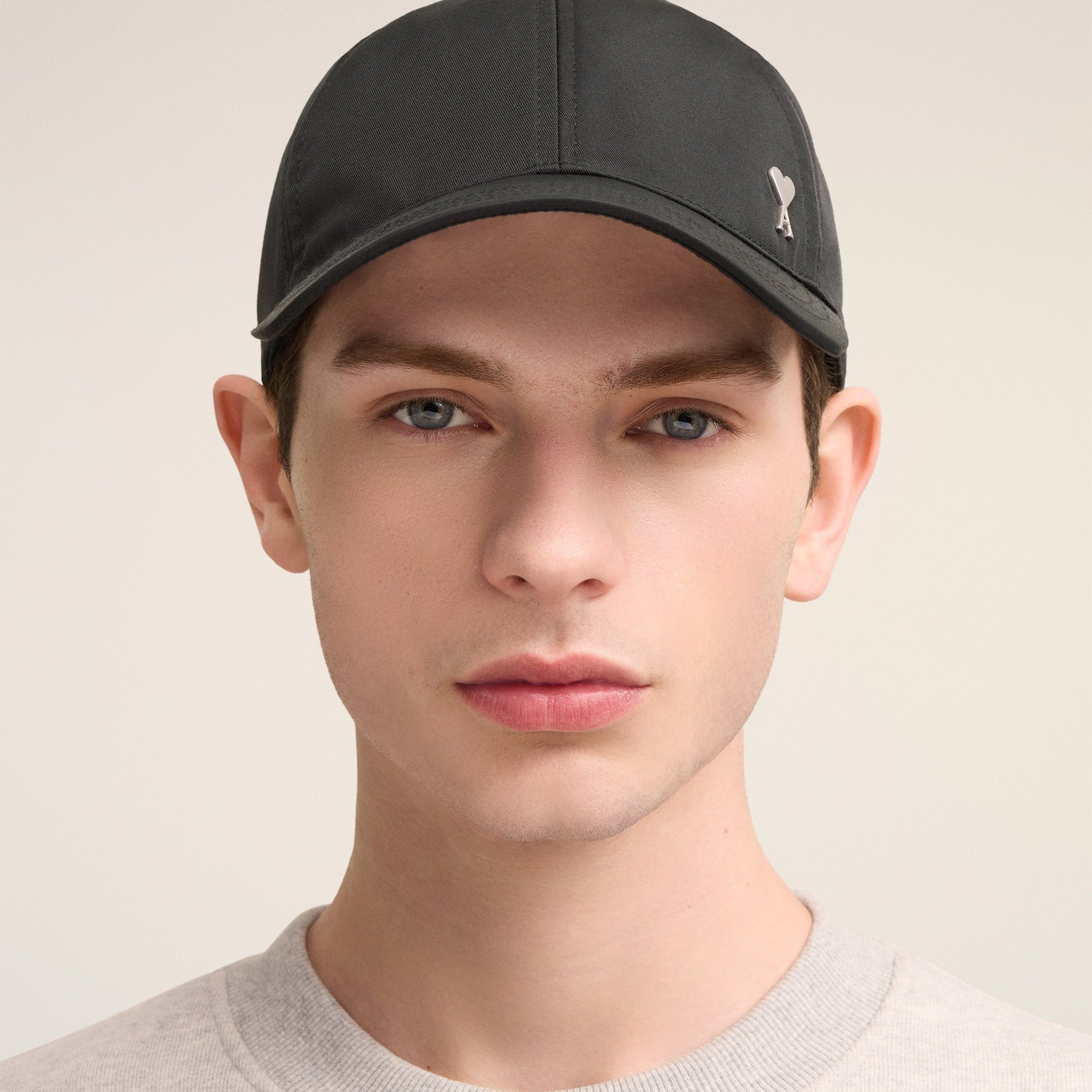 Ami de Coeur Stud Cap